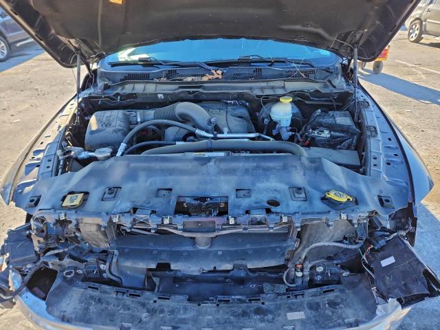 Ram 1500 Laramie Image 12