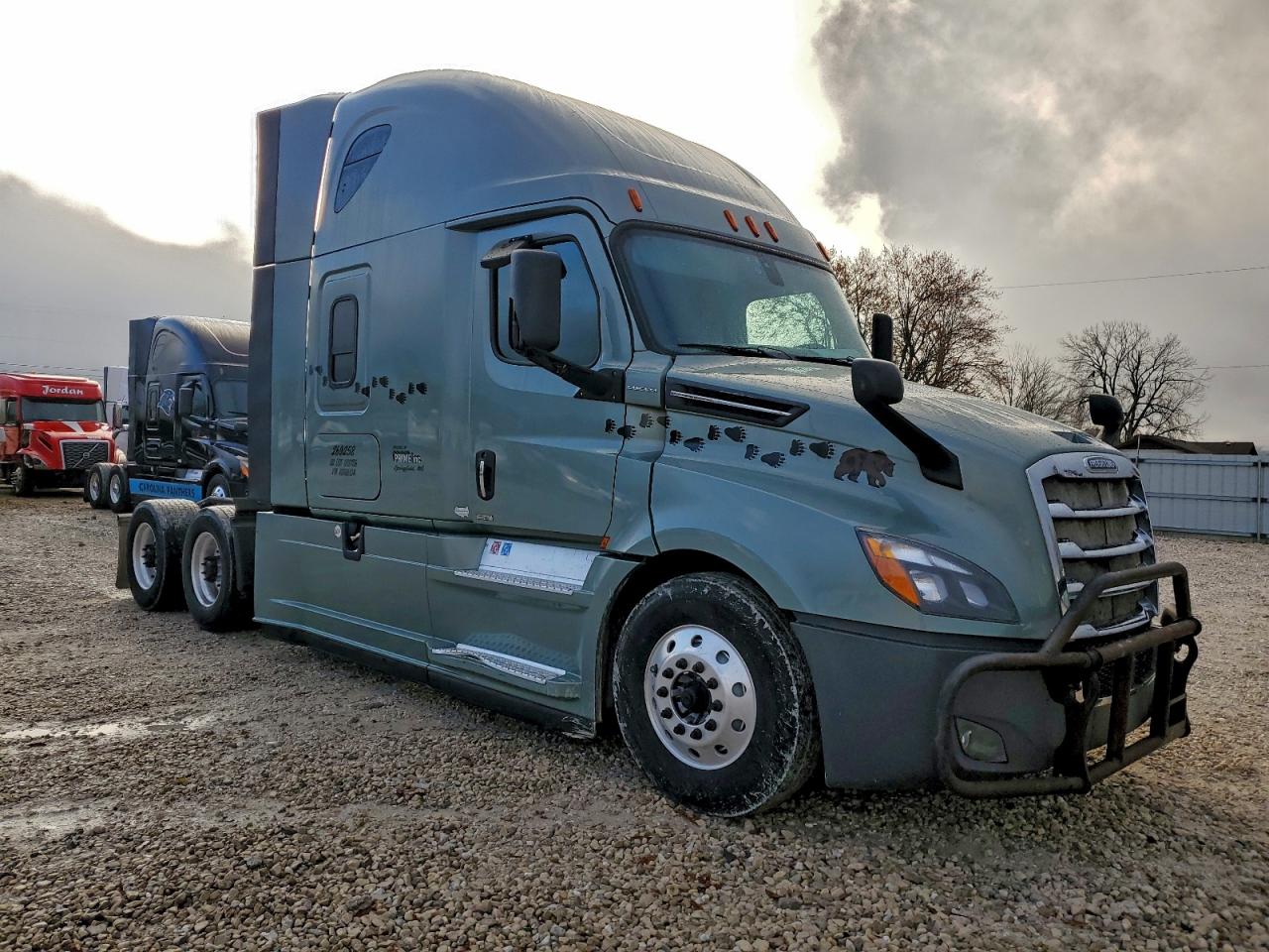 Freightliner Cascadia 1 Image 1