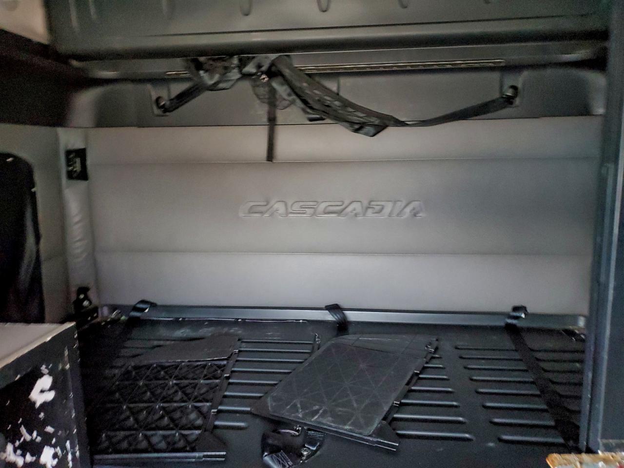 Freightliner Cascadia 1 Image 5