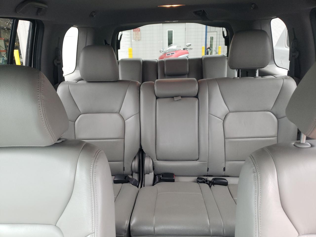 Honda Pilot Ex Image 8