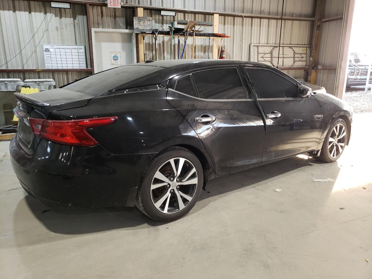 Nissan Maxima 3.5s Image 10