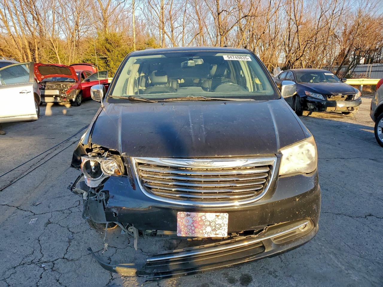 Chrysler Minivan Touring L Image 11