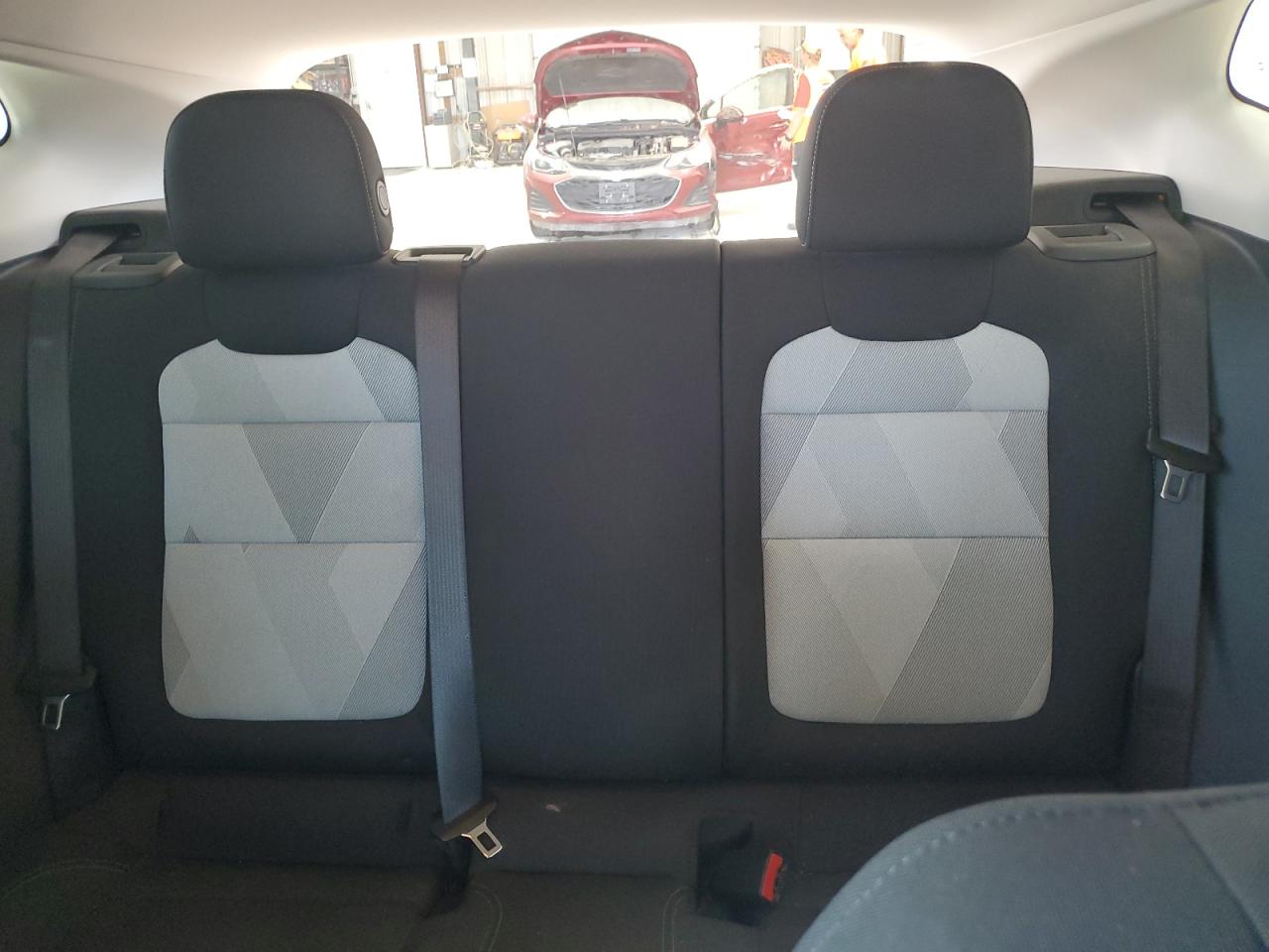 Chevrolet Trax Ls Image 12