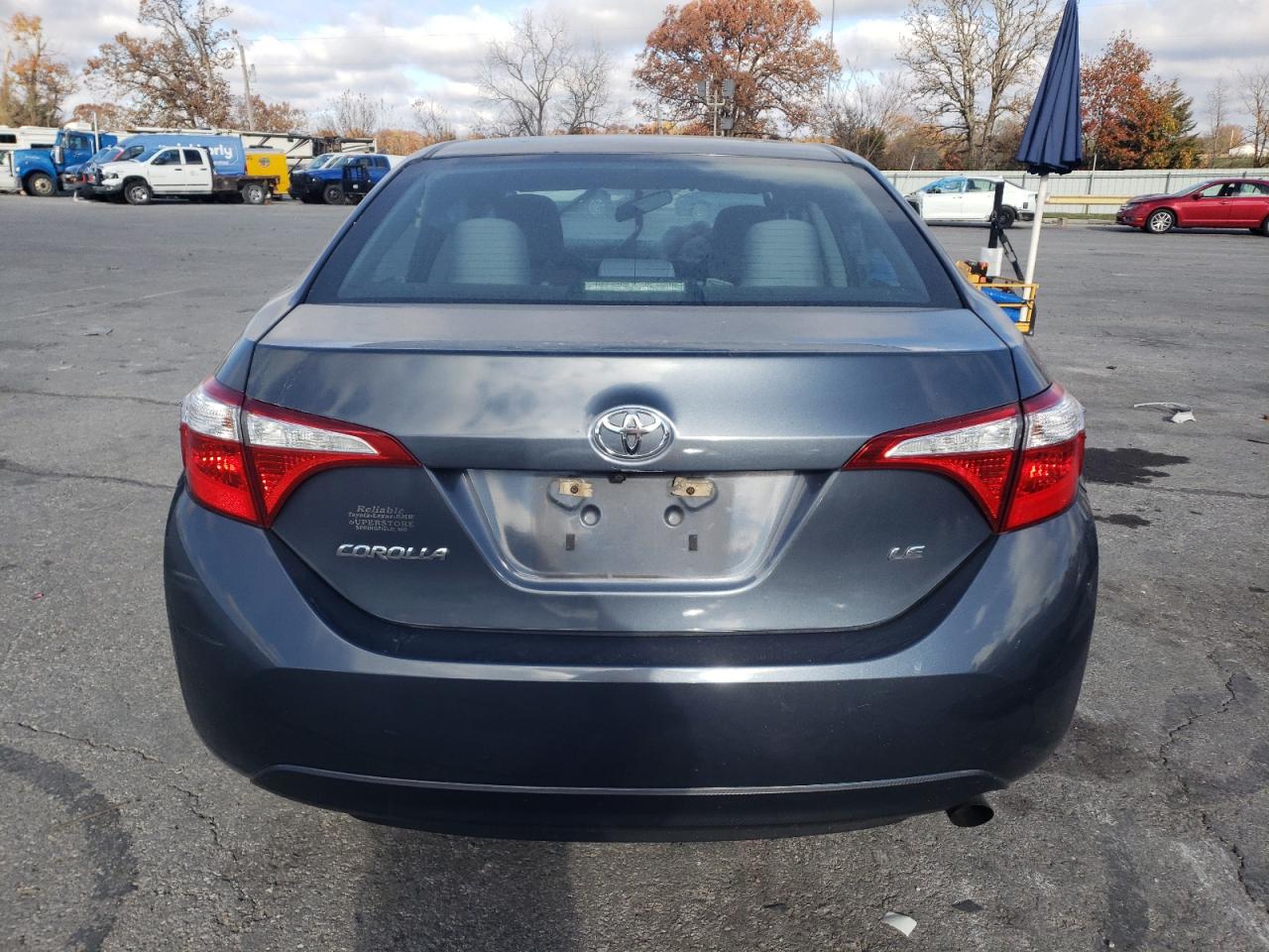 Toyota Corolla L Image 11