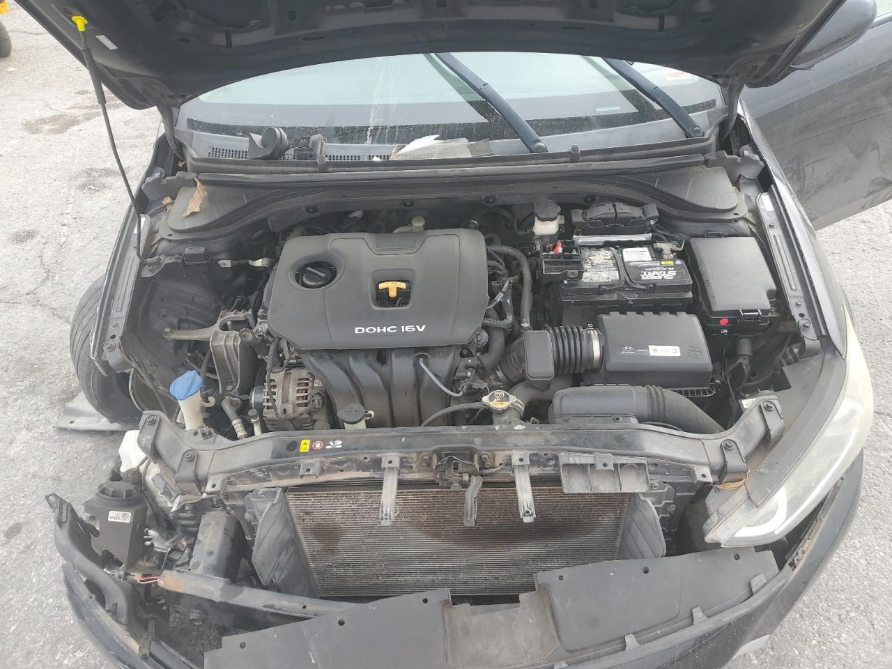 Hyundai ELANTRA Se Image 10