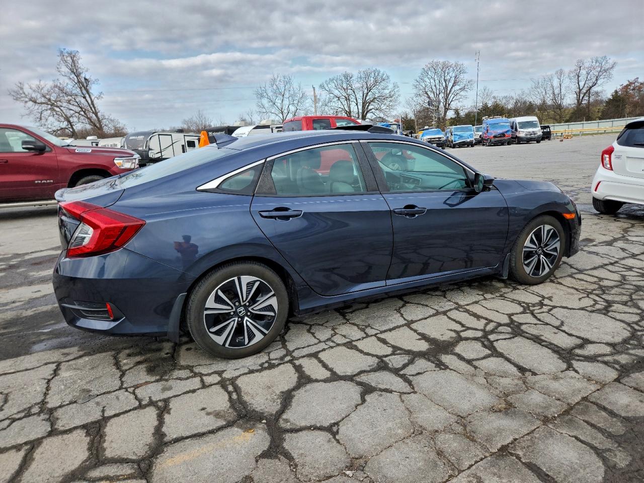 Honda Civic Ex Image 10