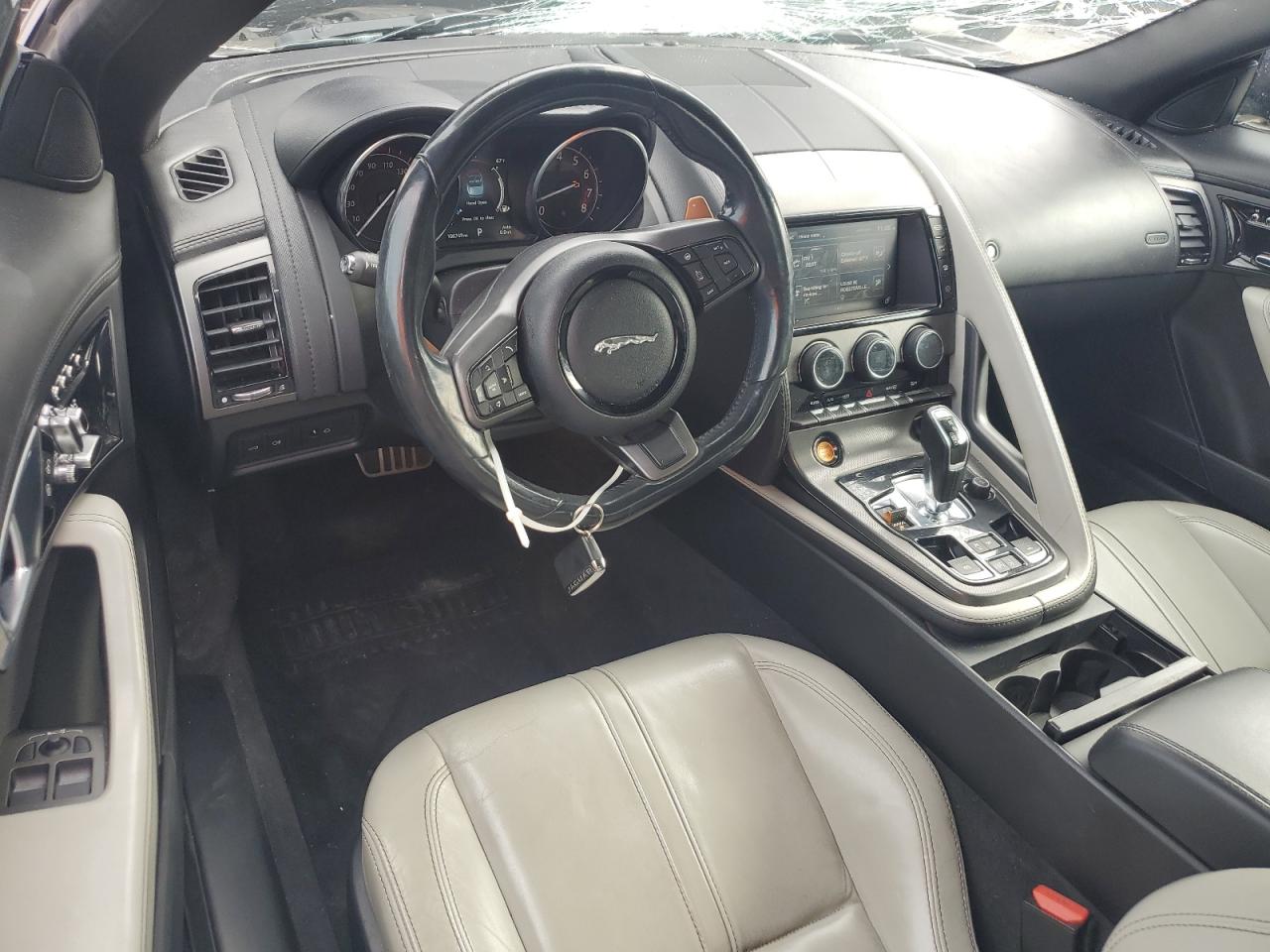 Jaguar F-TYPE S Image 4