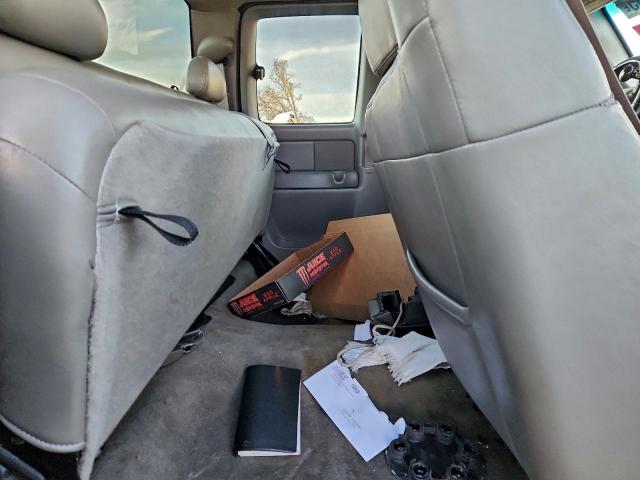 Chevrolet Silverado C1500 Image 10