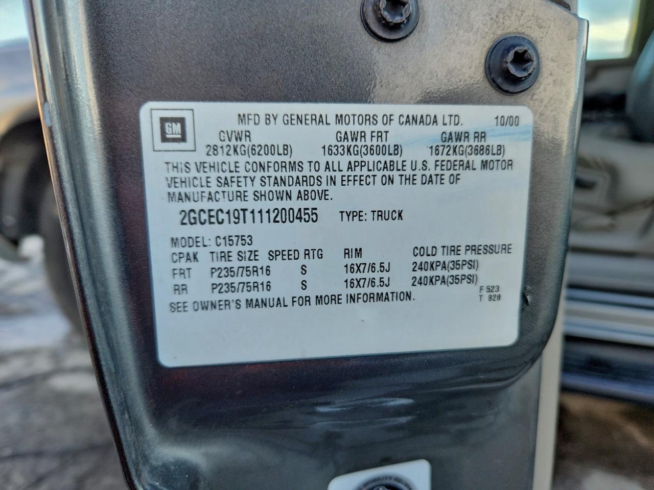 Chevrolet Silverado C1500 Image 12