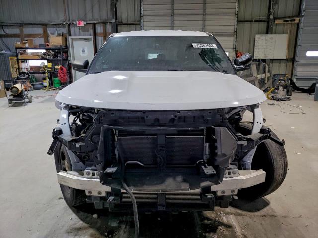 Ford Explorer Police Interceptor Image 9