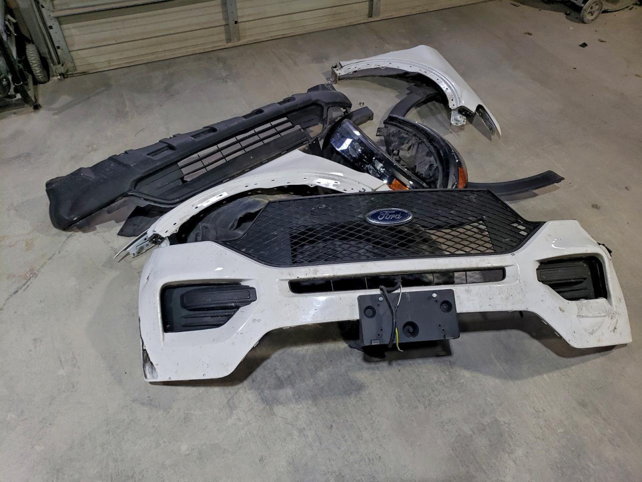 Ford Explorer Police Interceptor Image 10