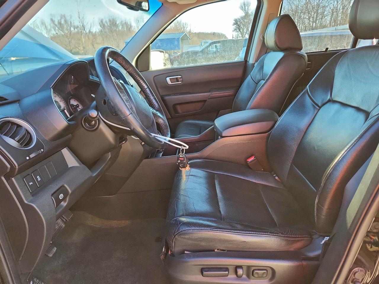 Honda Pilot Touring Image 14