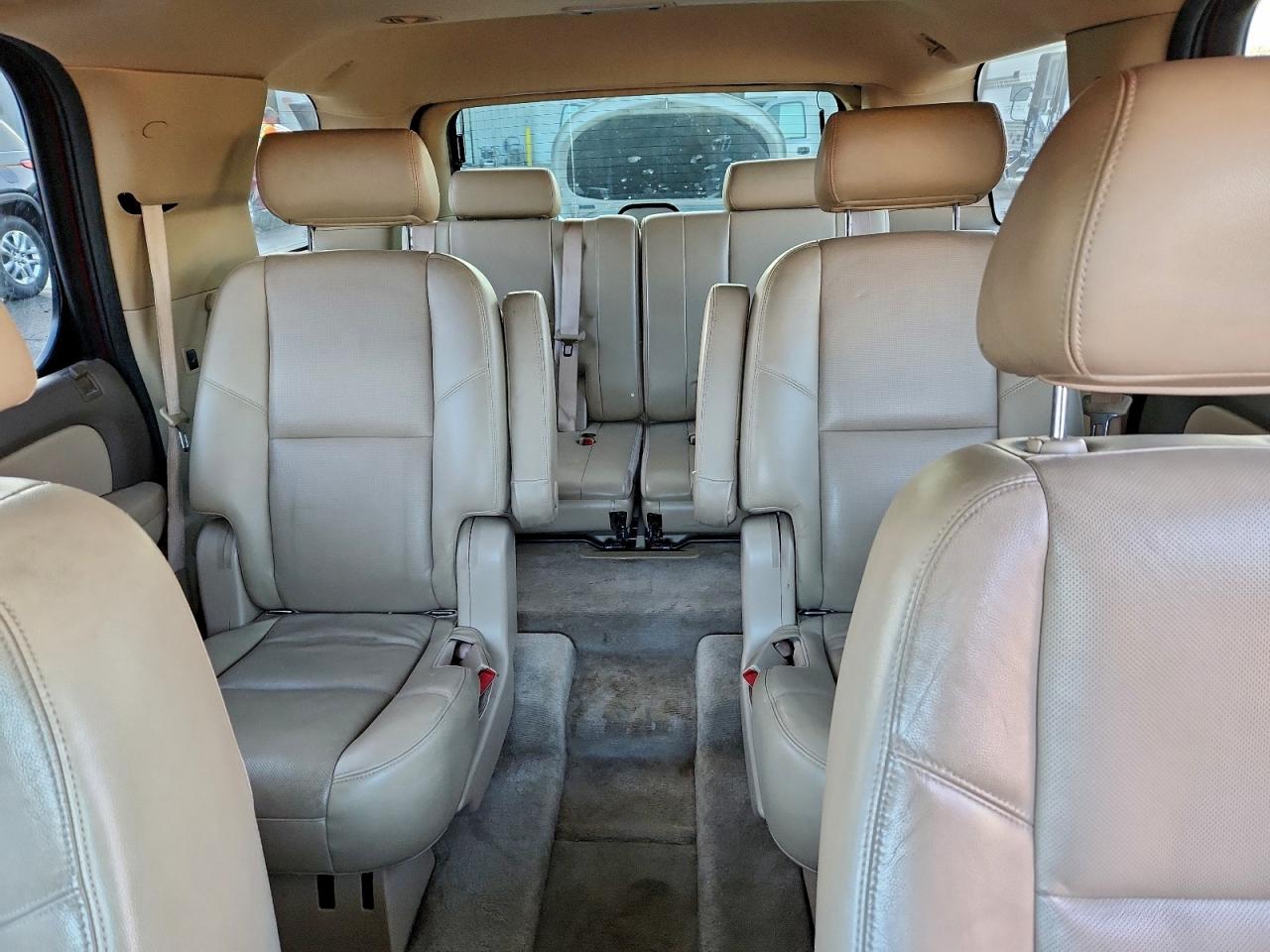 Chevrolet Tahoe K1500 Ltz Image 9