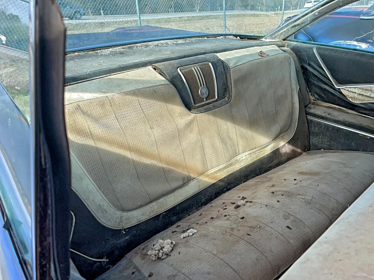 Chevrolet Impala Image 5