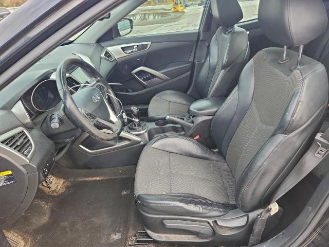 Hyundai VELOSTER Image 7