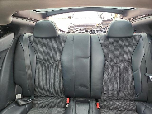 Hyundai VELOSTER Image 9