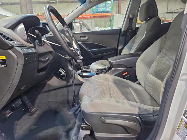 Hyundai SANTA FE Image 7