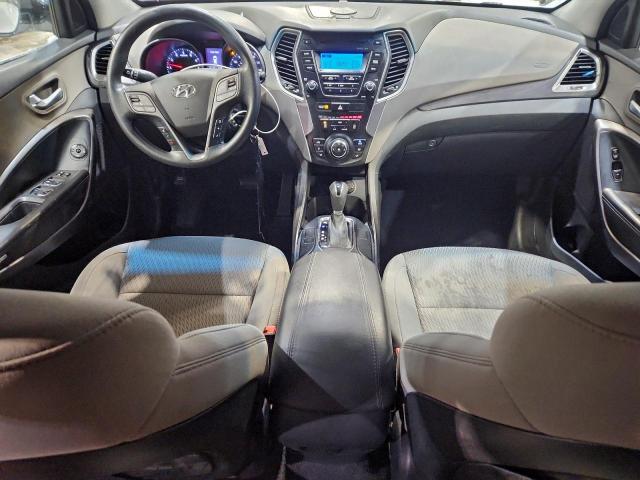 Hyundai SANTA FE Image 8