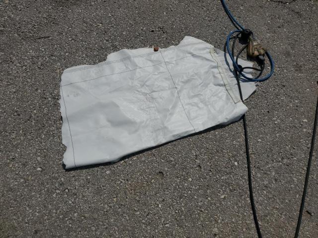 Ford Escape Titanium Image 13