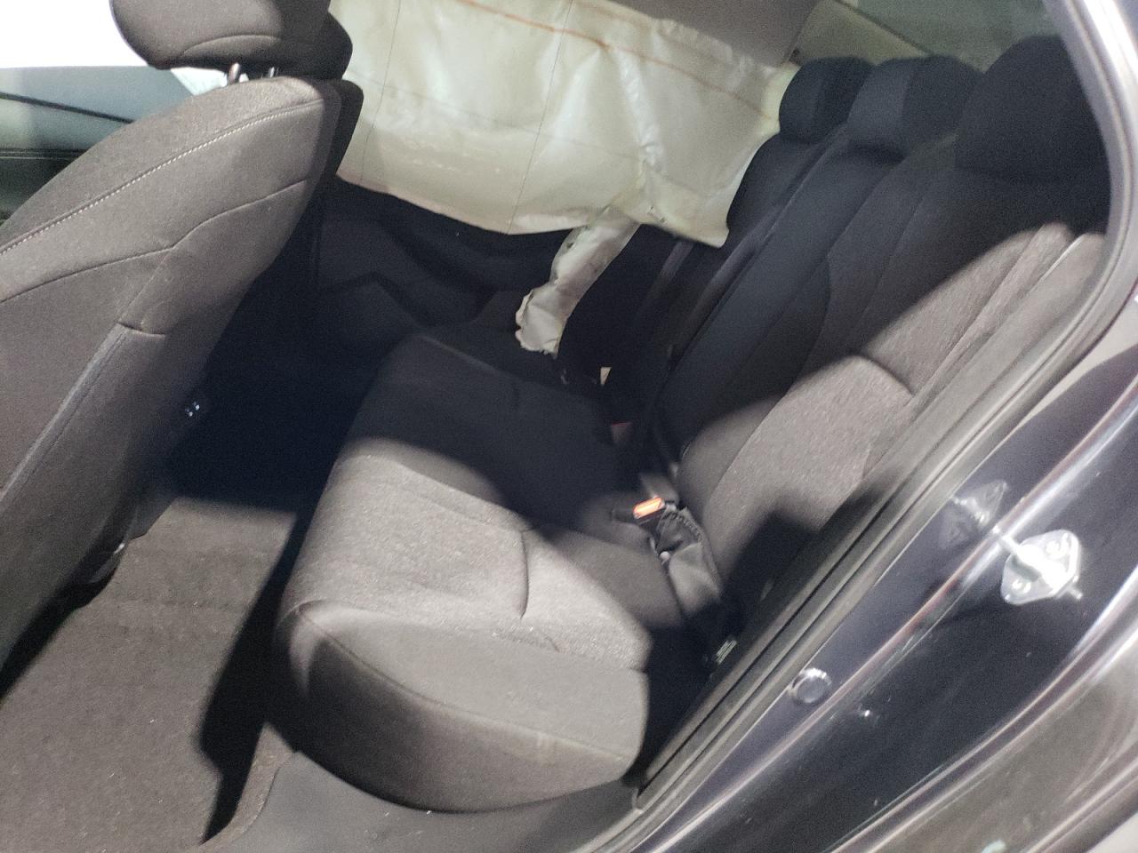 Honda Accord Lx Image 10