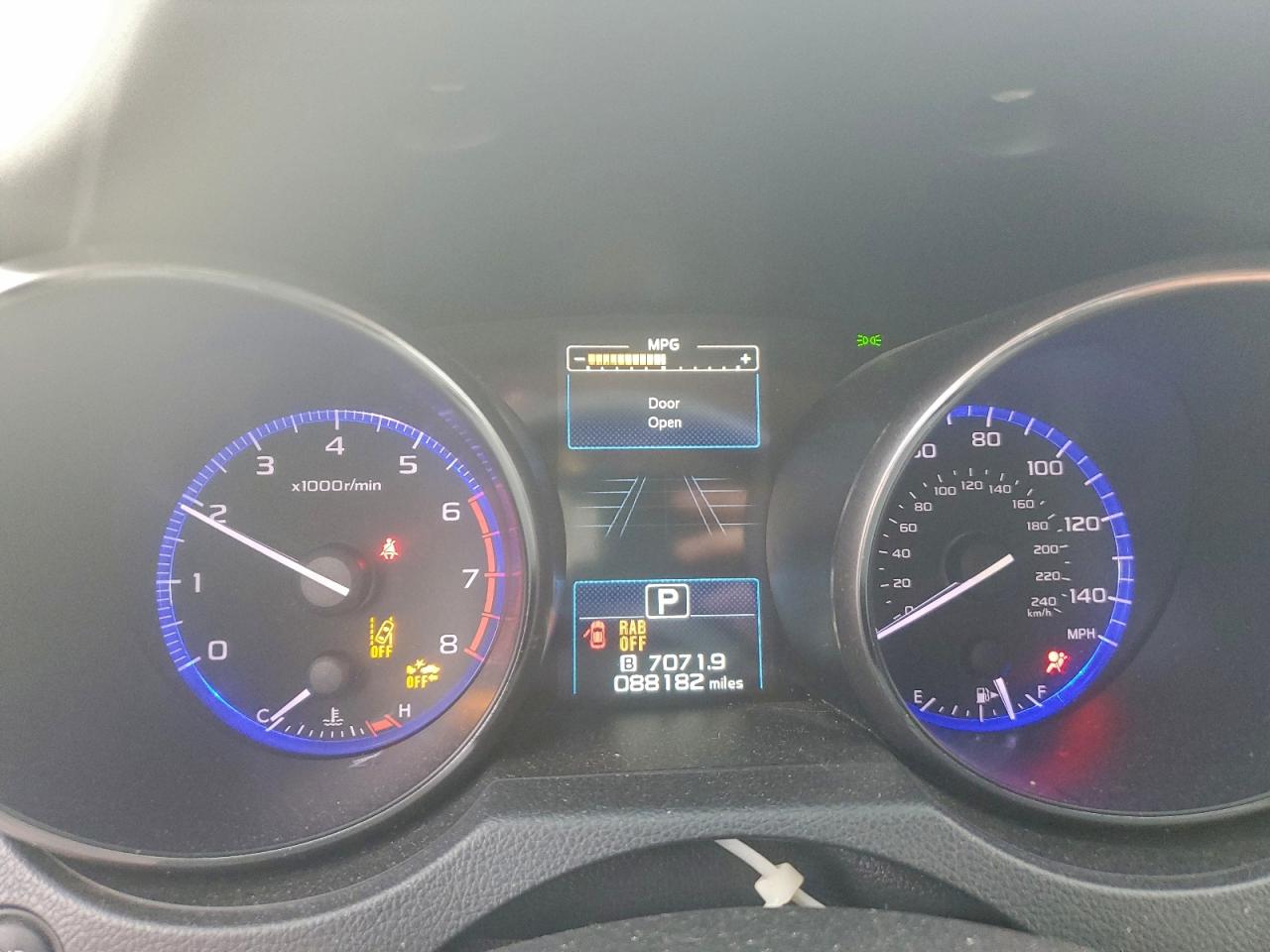 Subaru Outback 2.5i Limited Image 9