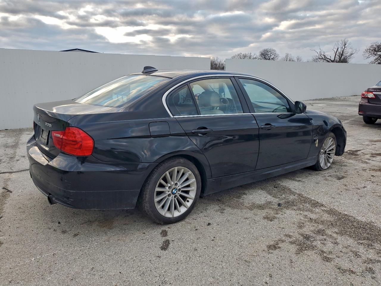 BMW 3 Series Xi Image 5