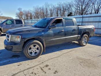  Salvage Dodge Dakota
