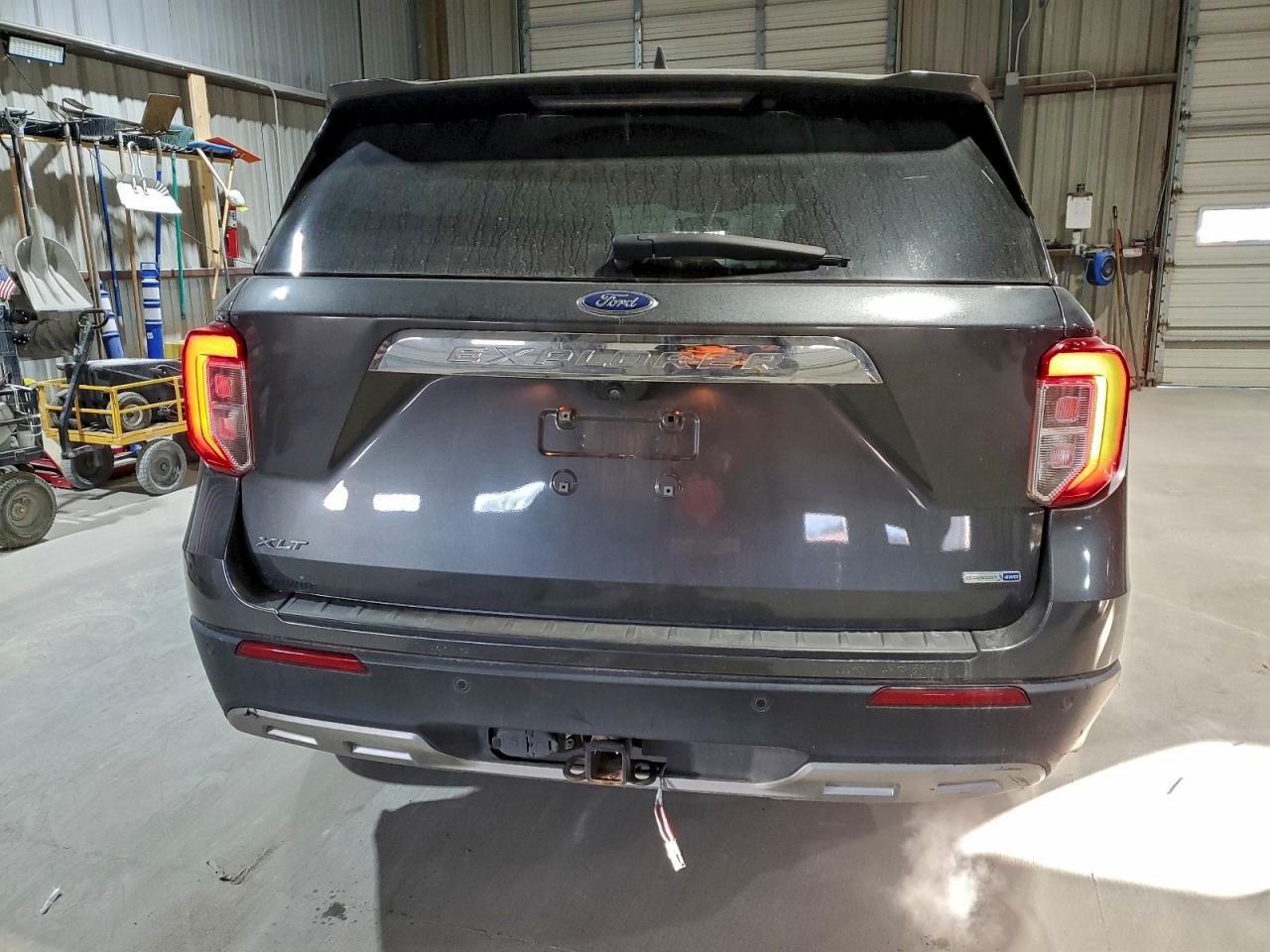 Ford Explorer Xlt Image 2