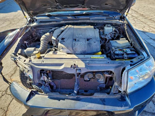 Toyota 4Runner Sr5 Image 7