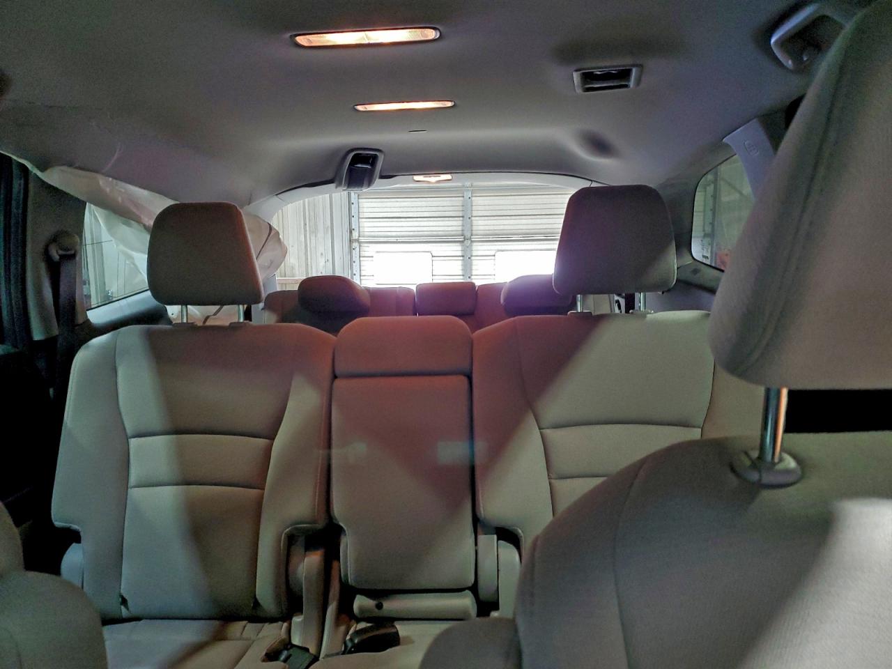 Honda Pilot Ex Image 11