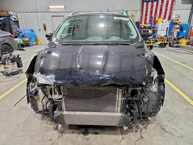 Ford Escape Titanium Image 2