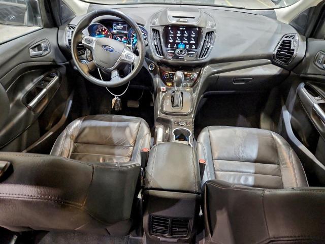 Ford Escape Titanium Image 9