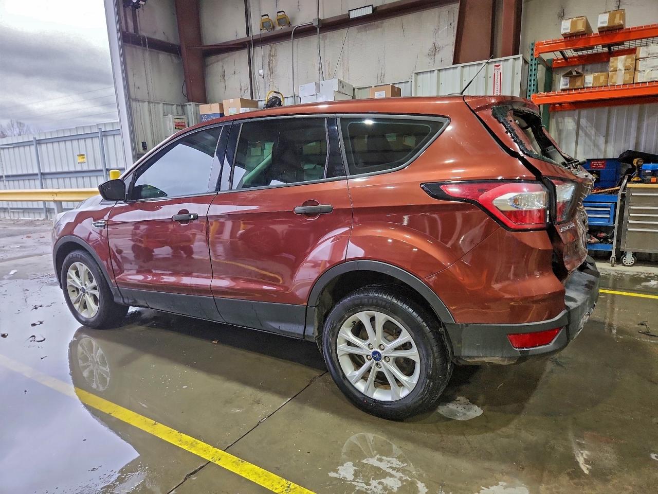 Ford Escape S Image 14