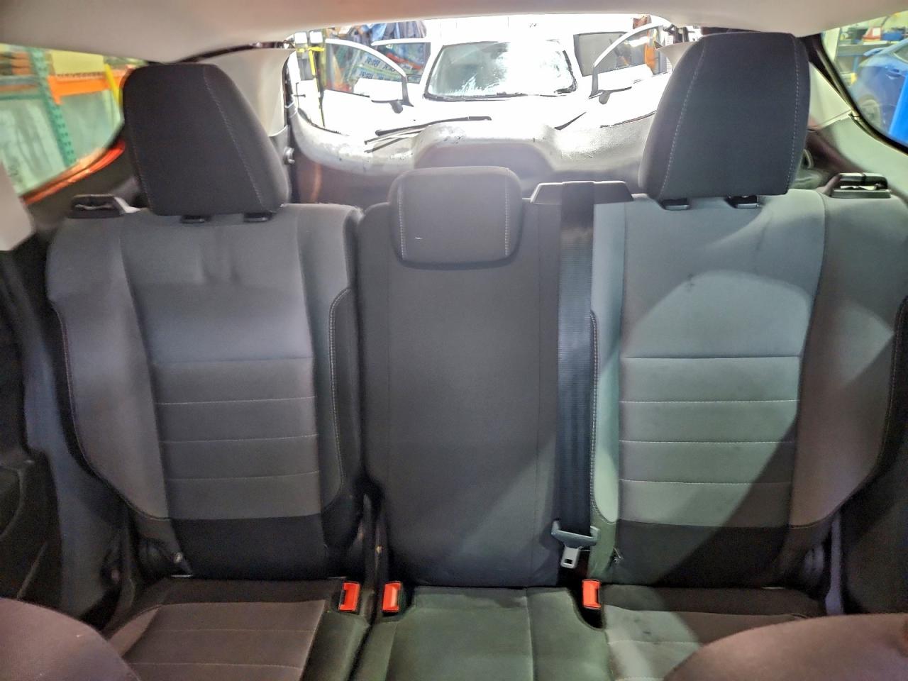 Ford Escape S Image 7