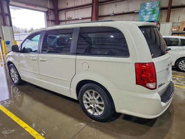 Dodge Caravan R/t Image 6