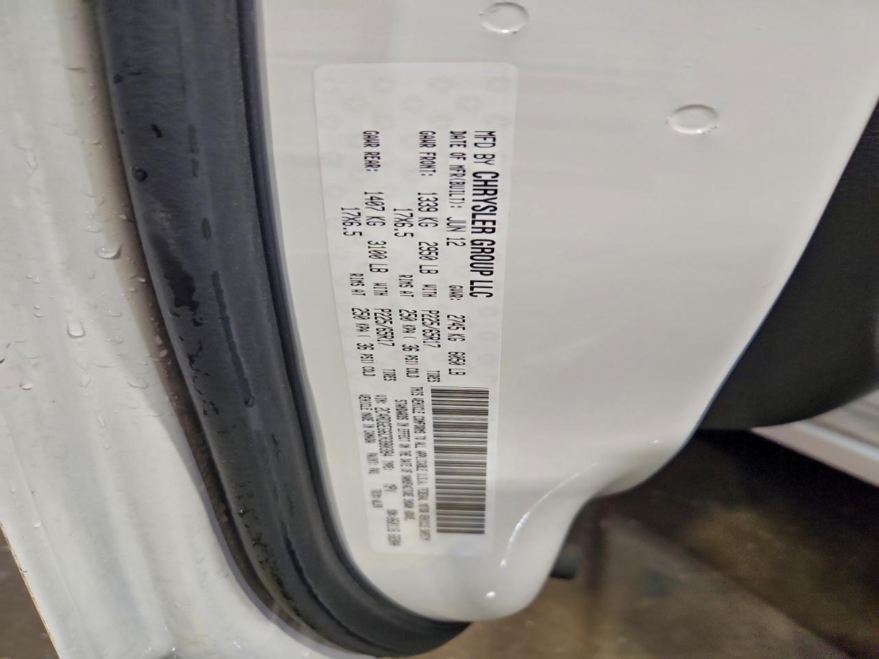 Dodge Caravan R/t Image 12