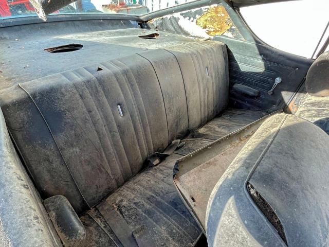 Ford Fairlane Image 5