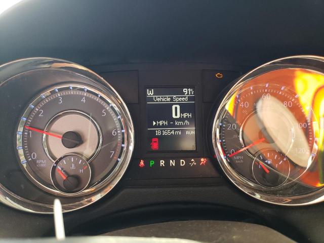 Chrysler Minivan Touring Image 11