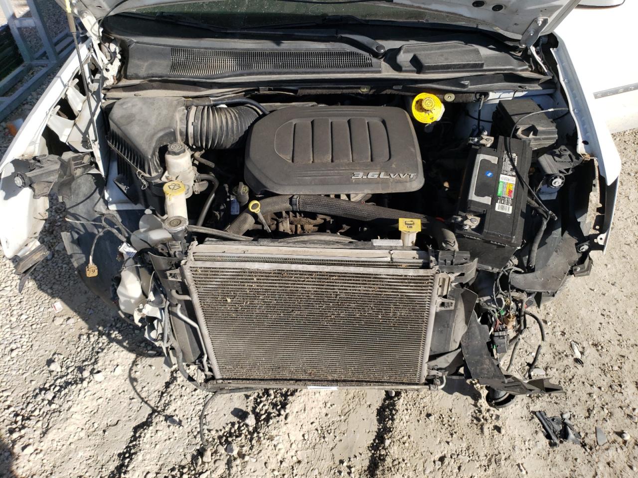 Chrysler Minivan Touring Image 13