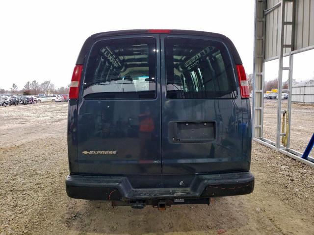 Chevrolet Express Image 11