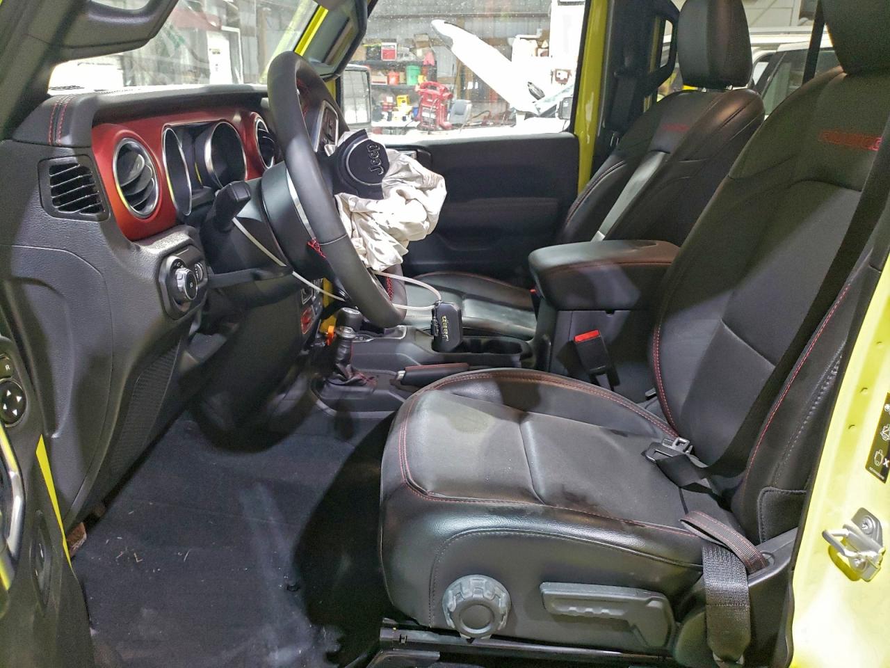 Jeep Wrangler Rubicon Image 13