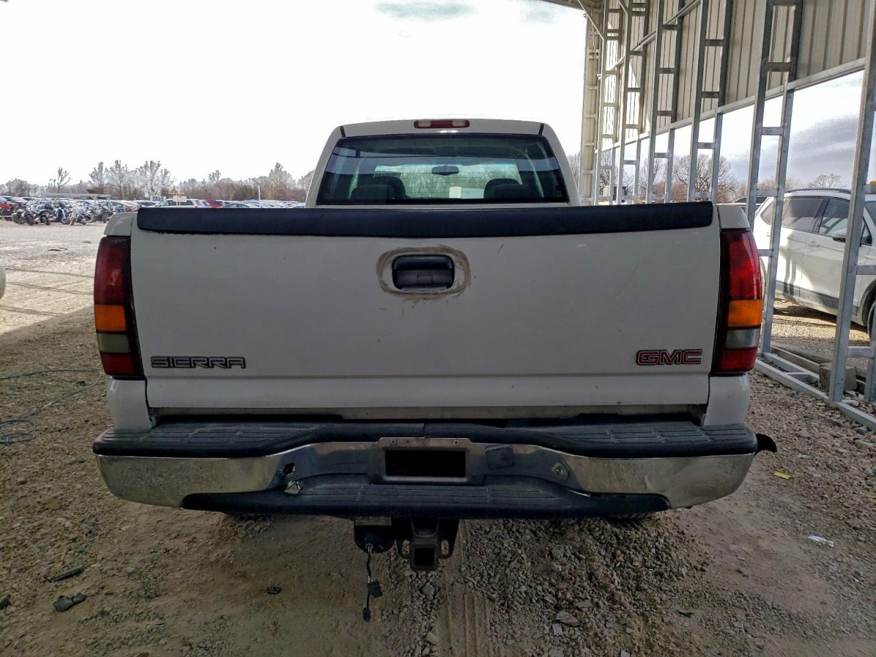 GMC Sierra C2500 Heavy Duty Image 11