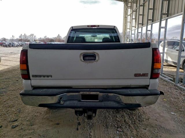 GMC Sierra C2500 Heavy Duty Image 11