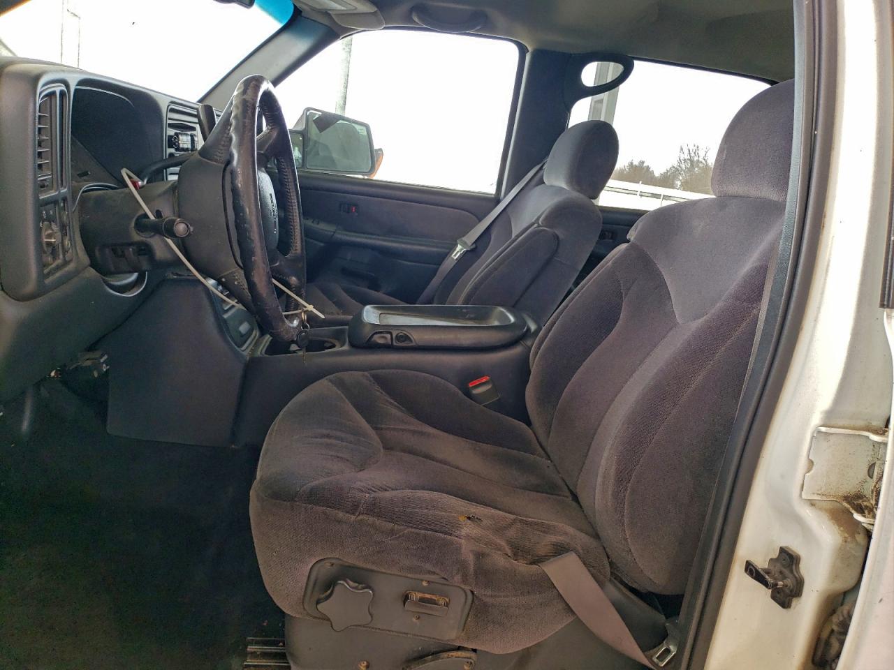 GMC Sierra C2500 Heavy Duty Image 12