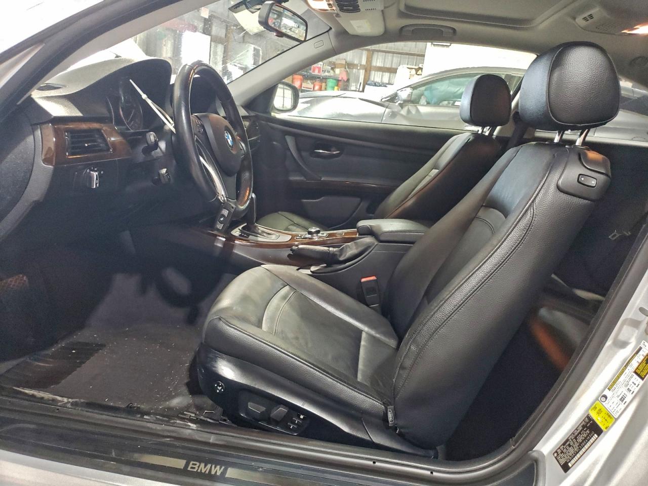 BMW 3 Series Xi Image 8