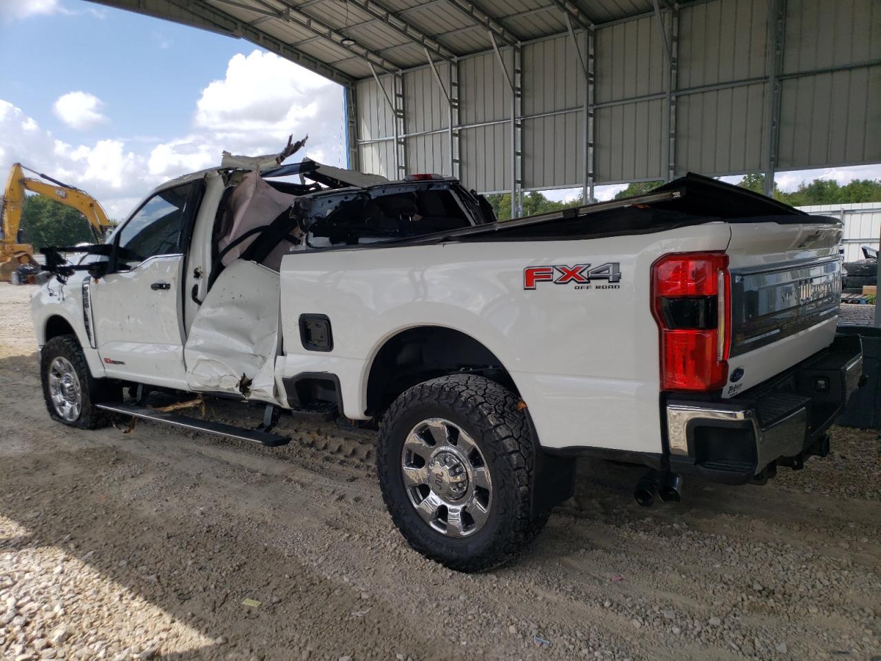 Ford F-350 Super Duty Image 2