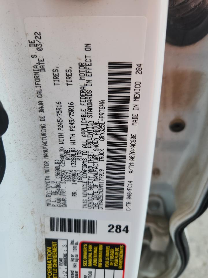 Toyota Tacoma Double Cab Image 12