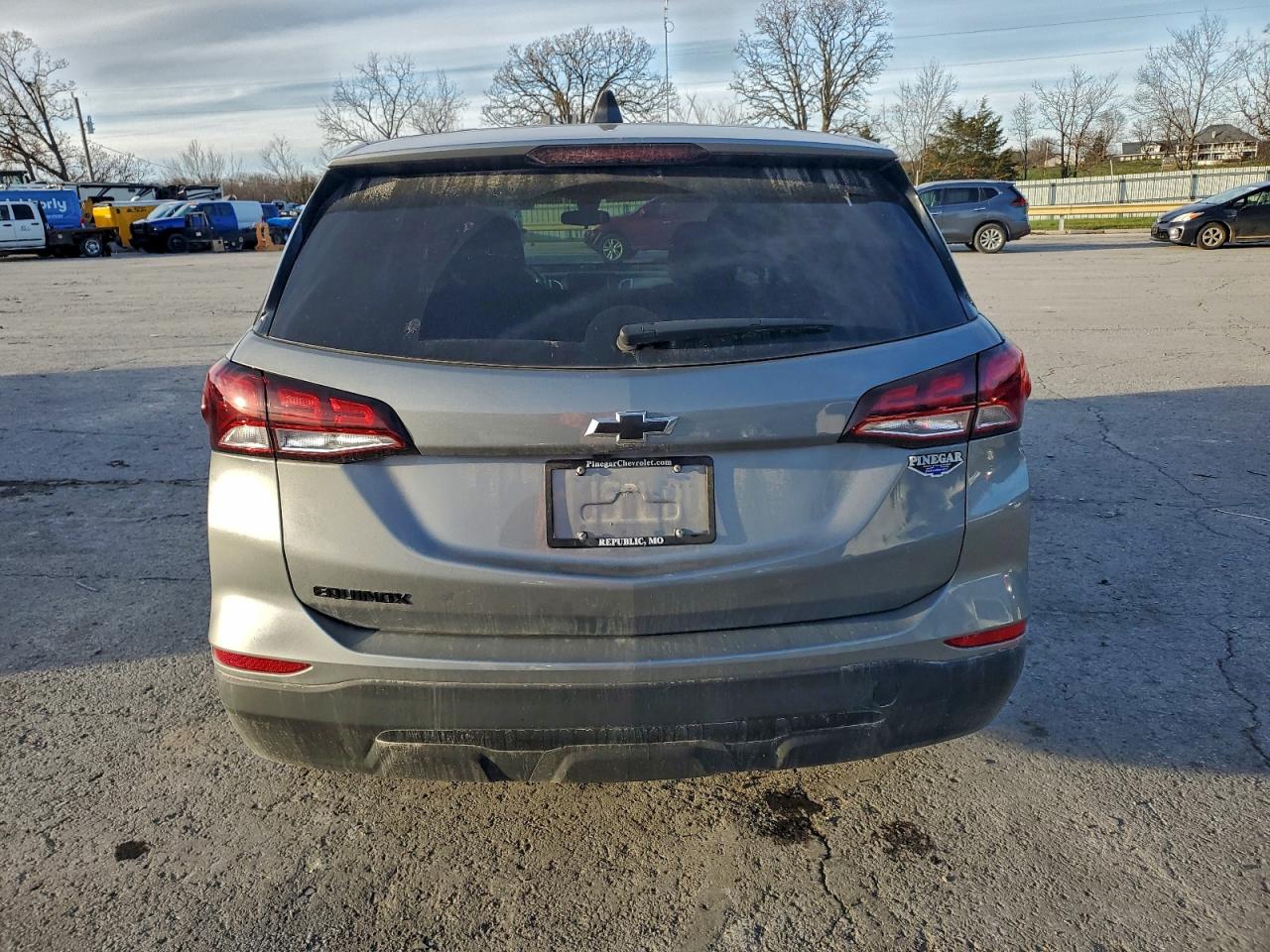 Chevrolet Equinox Ls Image 6