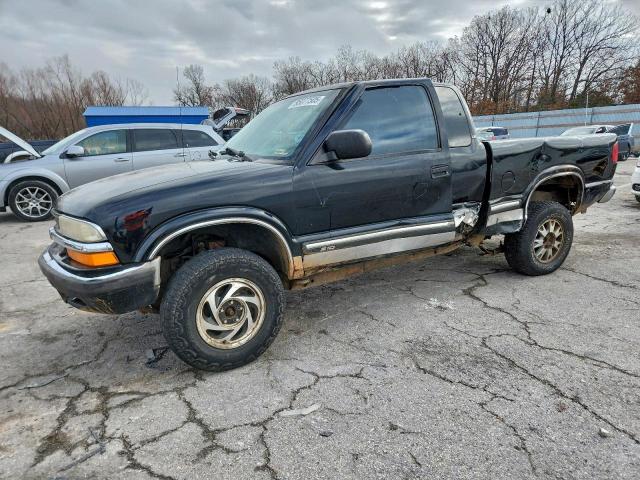 Salvage Chevrolet S-10