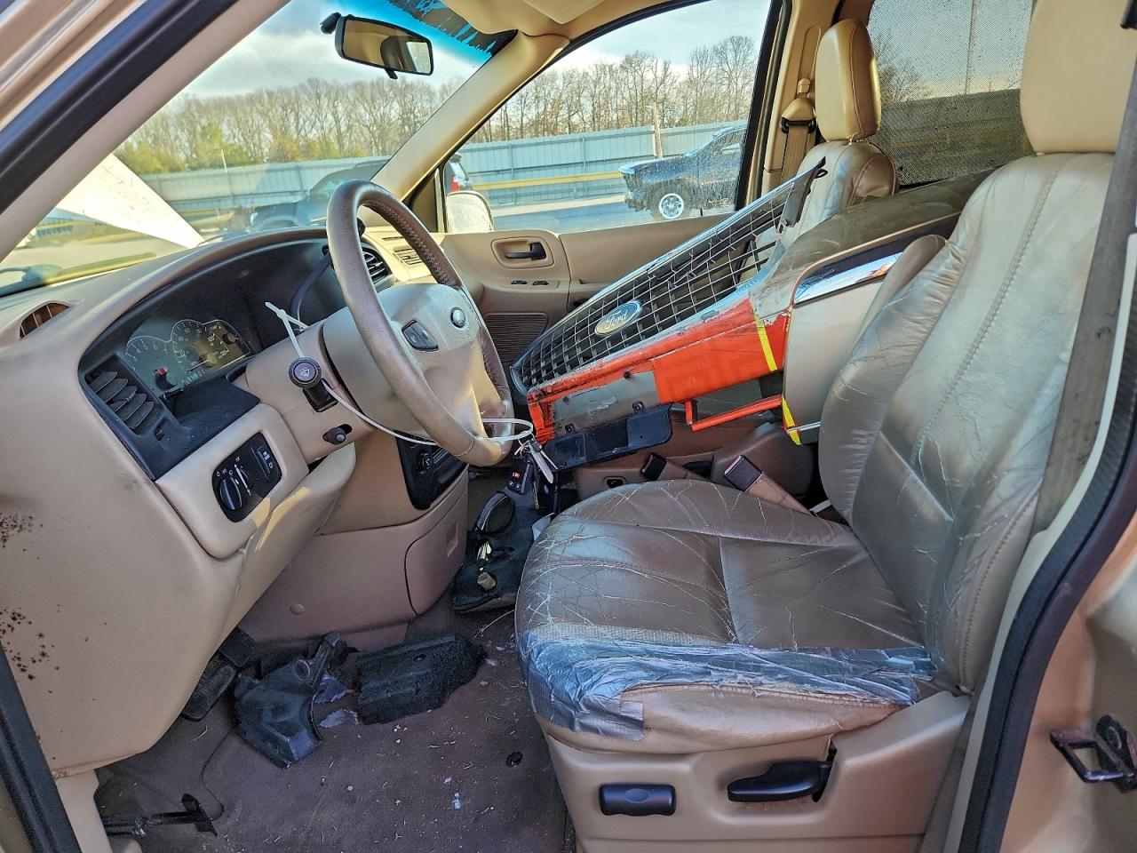 Ford Windstar Se Image 7